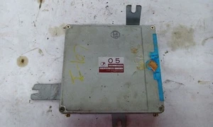98 Subaru Impreza Engine ECM Electronic Control Module 2.2L ID 22611AD790 - Picture 1 of 3