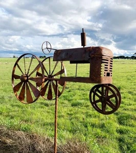 FARMYARD TRACTOR WIND SPINNER - Picture 1 of 1
