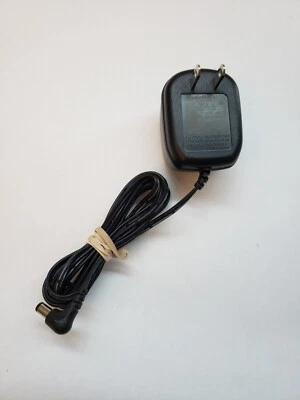 Adaptador de CA RadioShack Clase 2 KA12D120020033U Salida 12V 200mA Cat NO 1500369 Foto 1 de 2