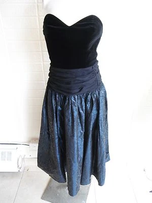 1980 Laura Ashley Hecho en Reino Unido Terciopelo Bustier Tafetán Falda Completa Vestido Formal S Foto 1 de 4