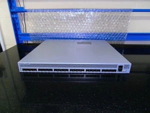 Arista Arista DCS-7124SX-R  24 Port SFP+ Switch +  4 Fans + 2 PSUs - Picture 1 of 4