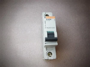 MERLIN GERIN D 40A 24512 1-POLE CIRCUIT BREAKER - Picture 1 of 5