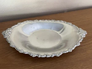 Vintage Wm A Rogers Silver Plate Bread Tray Oneida Dish Georgian Scroll - Picture 1 of 2