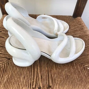 Camper Kobarah 80mm Block Heel Pumps In White 38 EU 7.5 US - Picture 1 of 5
