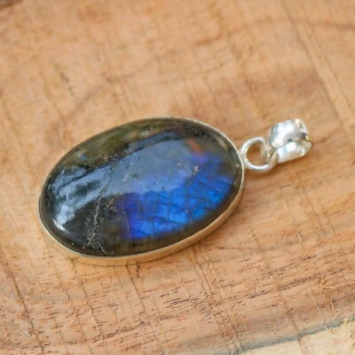 Natural Blue Labradorite Pendant in 925 Sterling Silver Plated Pendant - Image 1 of 4