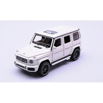 MERCEDES AMG G63 WITH SOUND WHITE 1:32 Rastar Auto Stradali Modellino Nuovo - Immagine 1 di 3