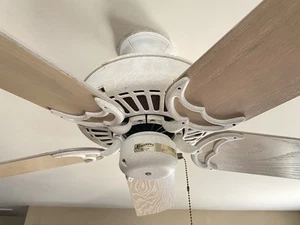 USA Made Casablanca Delta II Ceiling Fan - Rare Navajo White Finish, Vint. 1996 - Picture 1 of 10