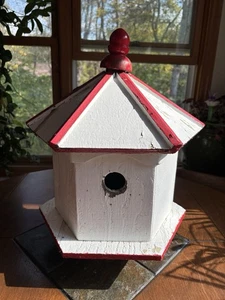 Amish Crafted In The USA Small Post Mount Hexagon Bird House / Free Shipping - Picture 1 of 14