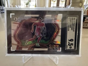 2022 Panini Select Darwin Nunez /25 - Picture 1 of 2