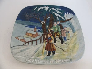 Royal Doulton John Beswick Christmas In Norway Plate - Picture 1 of 4