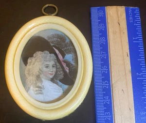 Junges Mädchen Portrait Druck - ovale Form - 2 x 2,5 Zoll - gerahmt - neuwertig - Bild 1 von 2