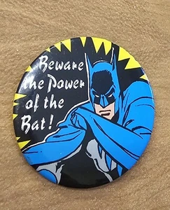 Vintage DC Comics Batman "Beware The Power Of The Bat" 2" Round Button Pin - Picture 1 of 3