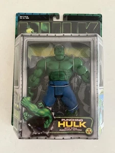 2003 Marvel Toys Punching Hulk With Wall Punching Action - Picture 1 of 2