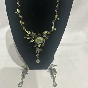 Vintage Iridescent Foiled Green Faux Opal & Rhinestones Necklace & Earrings Set - Picture 1 of 15