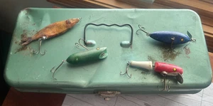 Vintage Fishing Lure Lot–Paw Paw Jointed + 3 Others–Classic Tackle Decor - Picture 1 of 6