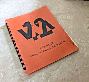 RARE- Virginia Nurses Association District 12 Cookbook, Winchester VA- FAST SHIP - Imagen 1 de 3