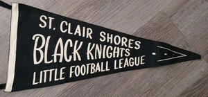 Vintage St Clair Shores MI Black Knights Little Football League Filz Wimpel 18 Zoll - Bild 1 von 3