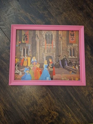Cuadro de cartón vintage de la princesa Walt Disney con estampado enmarcado de la Bella Durmiente de los años 60 Foto 1 de 4