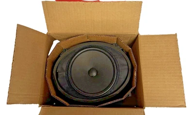 oem Toyota  Speaker Assy, Radio 86160-0E250 for Highlander Door  NEW - Imagem 1 de 3