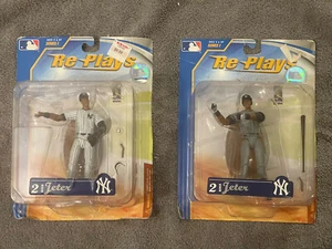 SEALED DEREK JETER NY YANKEES GRACELYN RE-PLAYS SERIES 1 FIGURES • HOME & AWAY - Picture 1 of 4