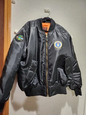 Chaqueta de bombardero Bravo Burk's Bay para hombre talla 2XL Parches de bandera veterana de la Fuerza Aérea de Corea Foto 1 de 4