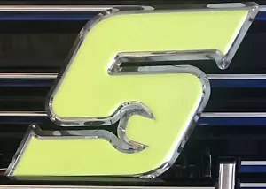 🇺🇸 Snap on tools "S" Logo Chrome Yellow HighViz Manvave sign NEW 2023!!!!!! - Picture 1 of 3