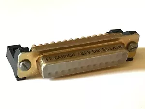 QUALITY 25 WAY D TYPE FEMALE RIGHT ANGLE CANNON CONNECTORS ad1J18 - Picture 1 of 4