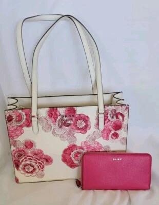 DKNY花卉手提包 — 第 1/4 张图片