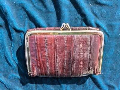Vintage Brown Eel Skin Makeup Case Mirror Kiss Lock retro 50s Cigarette Wallet - Image 1 of 4