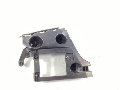 Soporte de parachoques trasero izquierdo Audi A6 2012-2018 4G5807393 OEM. Foto 1 de 4