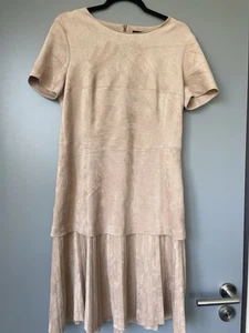 Edles Kleid in Wildlederoptik MARCCAIN - Bild 1 von 3