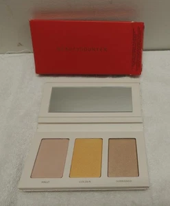 BEAUTYCOUNTER First Light HIGHLIGHTER PALETTE Halo Golden & Sunkissed HTF ~ NIB - Picture 1 of 7