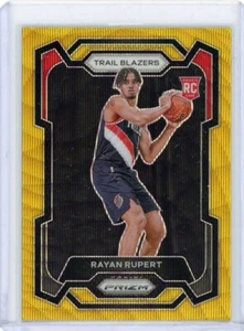 2023-24 Panini Basket Gold Wave Rookie #140 Rayan Rupert n.2 di 10 - Foto 1 di 2