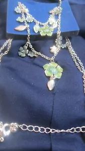 Avon - Collana con fiori doppio filo - Foto 1 di 2