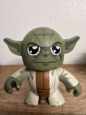 YODA STAR WARS VINYL 5.5” ACTION FIGURE TOY (PRE-OWNED) - Image 1 of 4