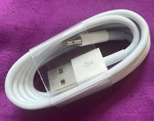 USB-8Pin Kabel für Apple iPhone Lade- Datenkabel 1m weiß NEUE lose Ware ohne OVP - Bild 1 von 4