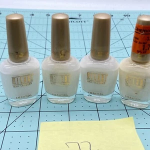 4 x MILANI Nail Lacquer Polish  # 301 WHITE ~ 0.45 FL OZ - Picture 1 of 5