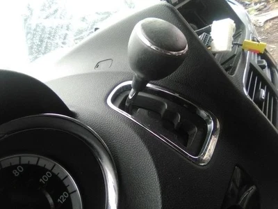 19 Dodge Caravan Transmission Shift Dash Shifter Automatic - Image 1 of 4