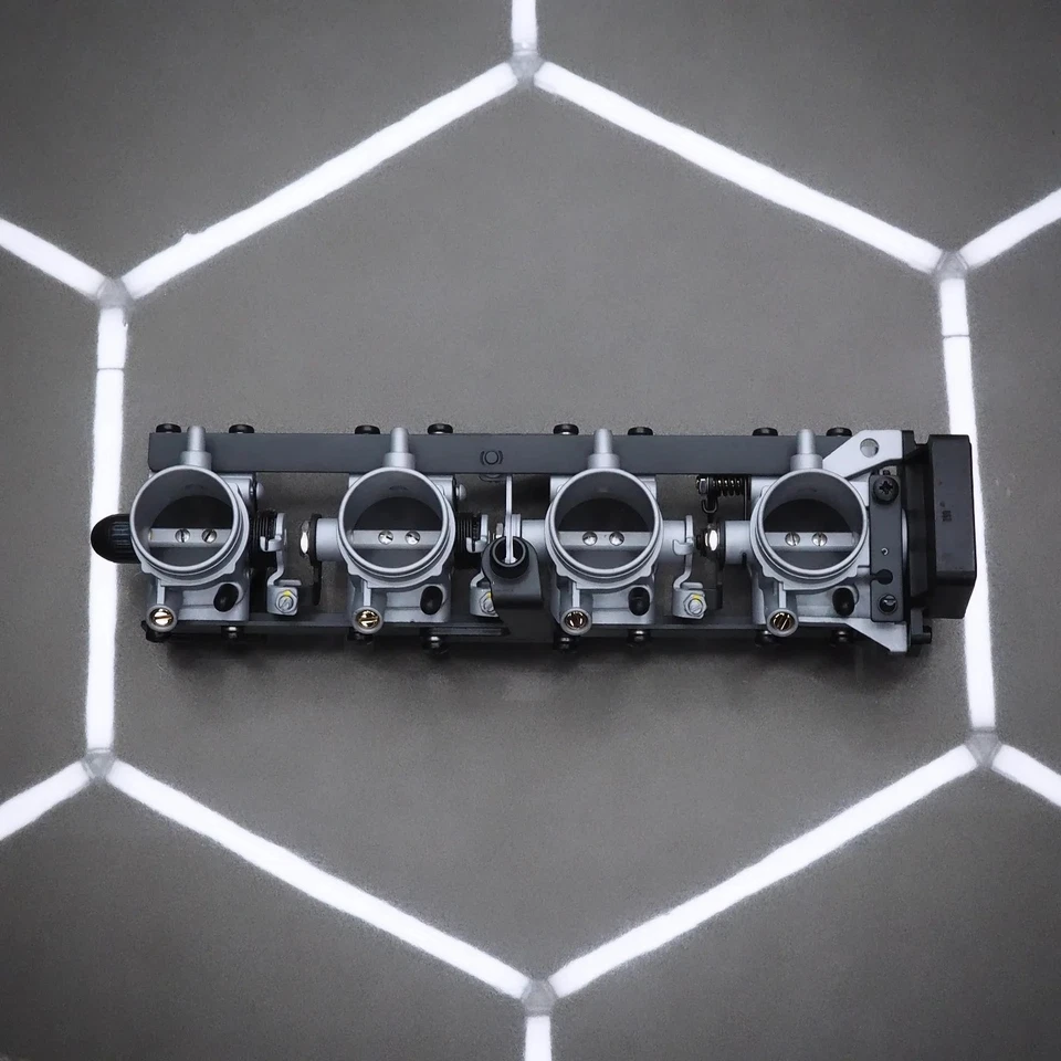 Servicio de carrocería del acelerador BMW | Cerakote | K75 K100 K1100 K1200 | Carrocerías de combustible | Bing Foto 1 de 4