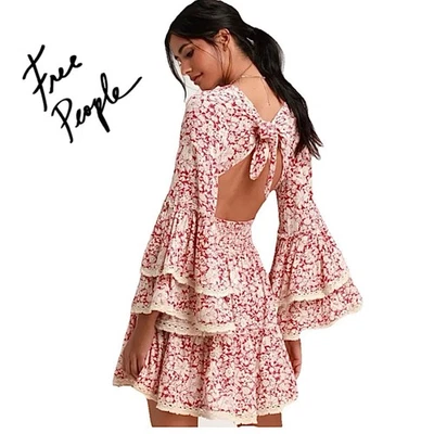 🌺Mini vestido Free People cristal baga vermelho estampa floral manga sino médio🌸  - Imagem 1 de 4