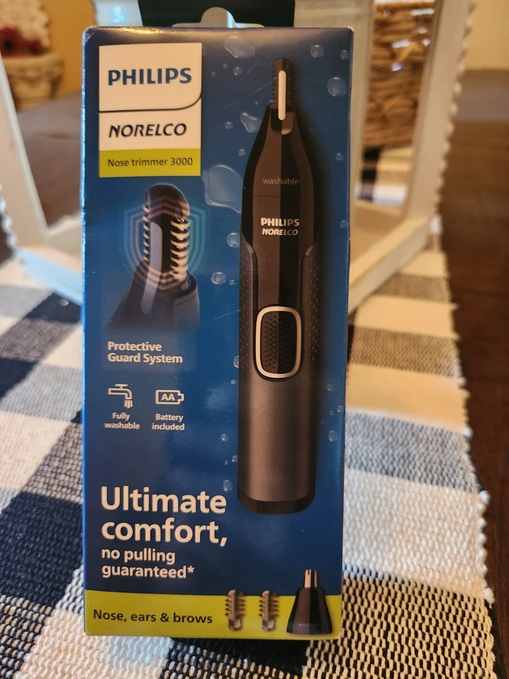 Philips Norelco Nose Trimmer 3000 for Nose Ears Eyebrows NT3600/62