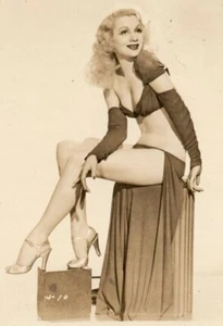 1930er-1940er Bruno of Hollywood Fotografie Risqué Celebrity Burlesque Dancer 18A - Bild 1 von 3