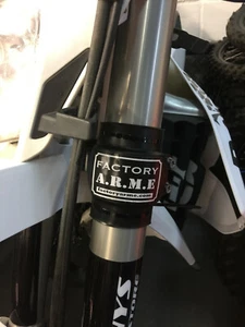 PROTECTORES DE ABRAZADERA - HUSQVARNA TC,FC,TE,FE,TX,FX,FE 125 250 300 350 450 701 ENVÍO GRATUITO - Imagen 1 de 4