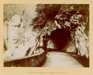 Suisse, Tunnel du Zuben, Route de Grimsel  Vintage citrate print.  Tirage ci
