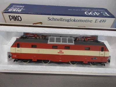 PIKO ~ ELECTRIC SCHNELLZUGLOKOMOTIVE POWERED E 499 LOCO~ RED & CREAM~HO SCALE - Image 1 of 4