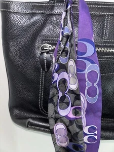 Borsa Coach Penelope tote bag nera pelle ciottolata tracolla borsa viola sciarpa - Foto 1 di 12
