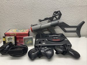 Original Sega Genesis 16 BIT Console System W 2 Controllers And Games