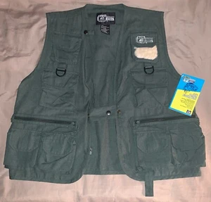 BASS Outdoor America Army Green SZ S/M Fly Fishing Vest Sold by Kmart NEW - Picture 1 of 6