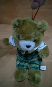 Teddy Stoff Aufhänger Auto Bolte Gruppe Hamburg Höhe 20 cm Sitzposition 15 cm - Bild 1 von 4