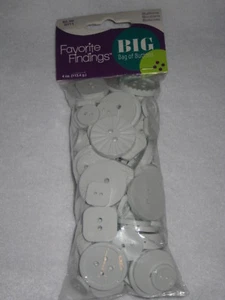 PRIMITIVE 4 OZ WHITE PLASTIC NOVELTY BUTTONS 2 - 4 HOLE 1/2" - 1" - Picture 1 of 2